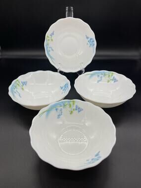 Vintage Gold Coast Set of 4 Cereal Bowls White & Blue Butterflies Flowers 6 1/8"